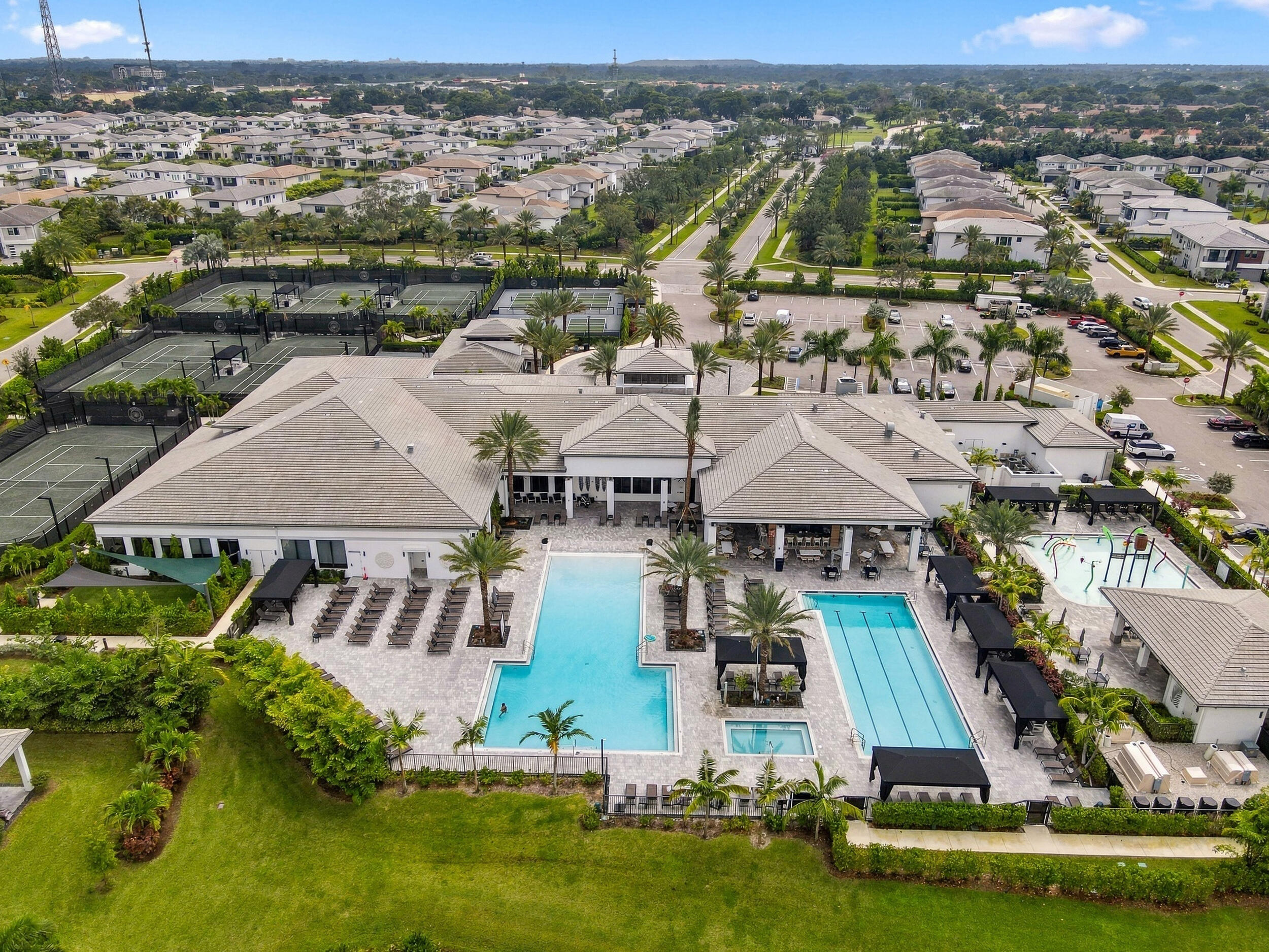 8351 Fishers Island Way Property Photo 40