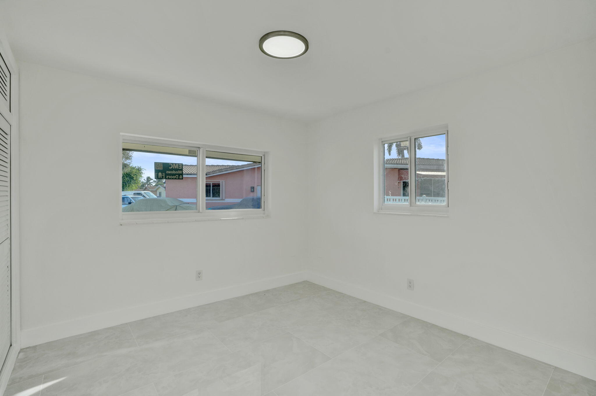 8351 Nw 19th Street Property Photo 32