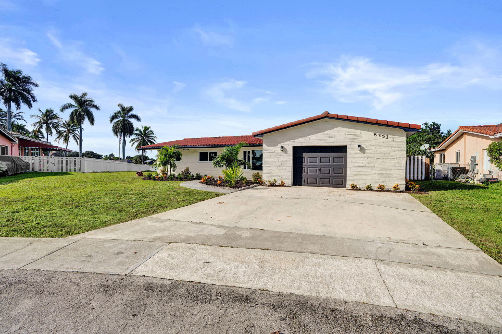 8351 Nw 19th Street Property Photo 47