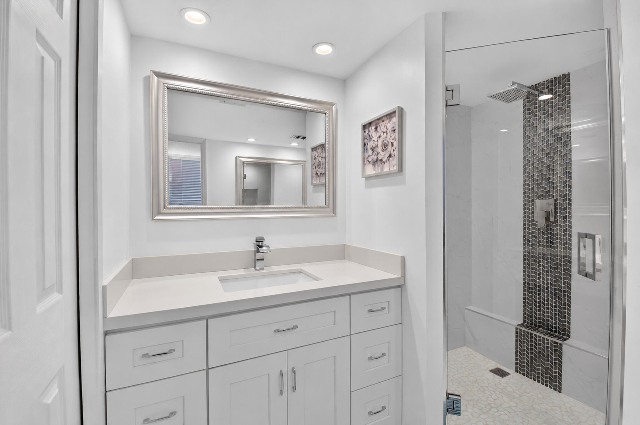 2687 N Ocean Boulevard G206 Property Photo 19