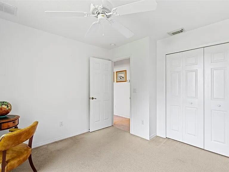 386 Sw Donna Terrace Property Photo 9