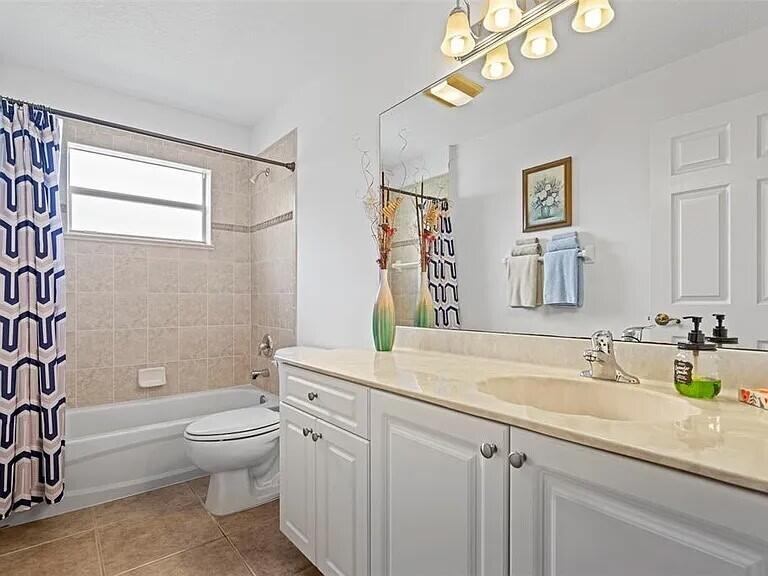 386 Sw Donna Terrace Property Photo 11
