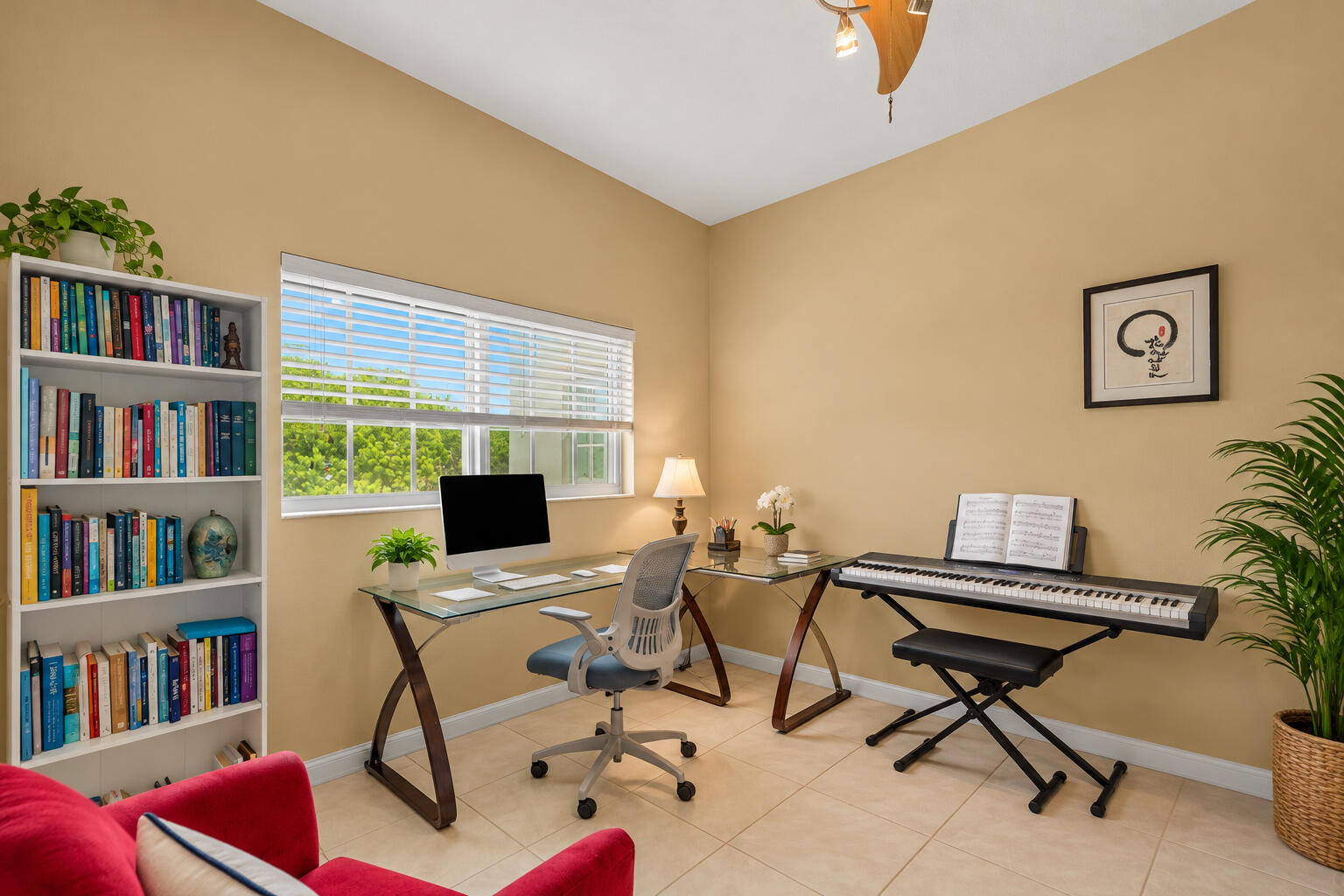 520 7th Square Property Photo 14