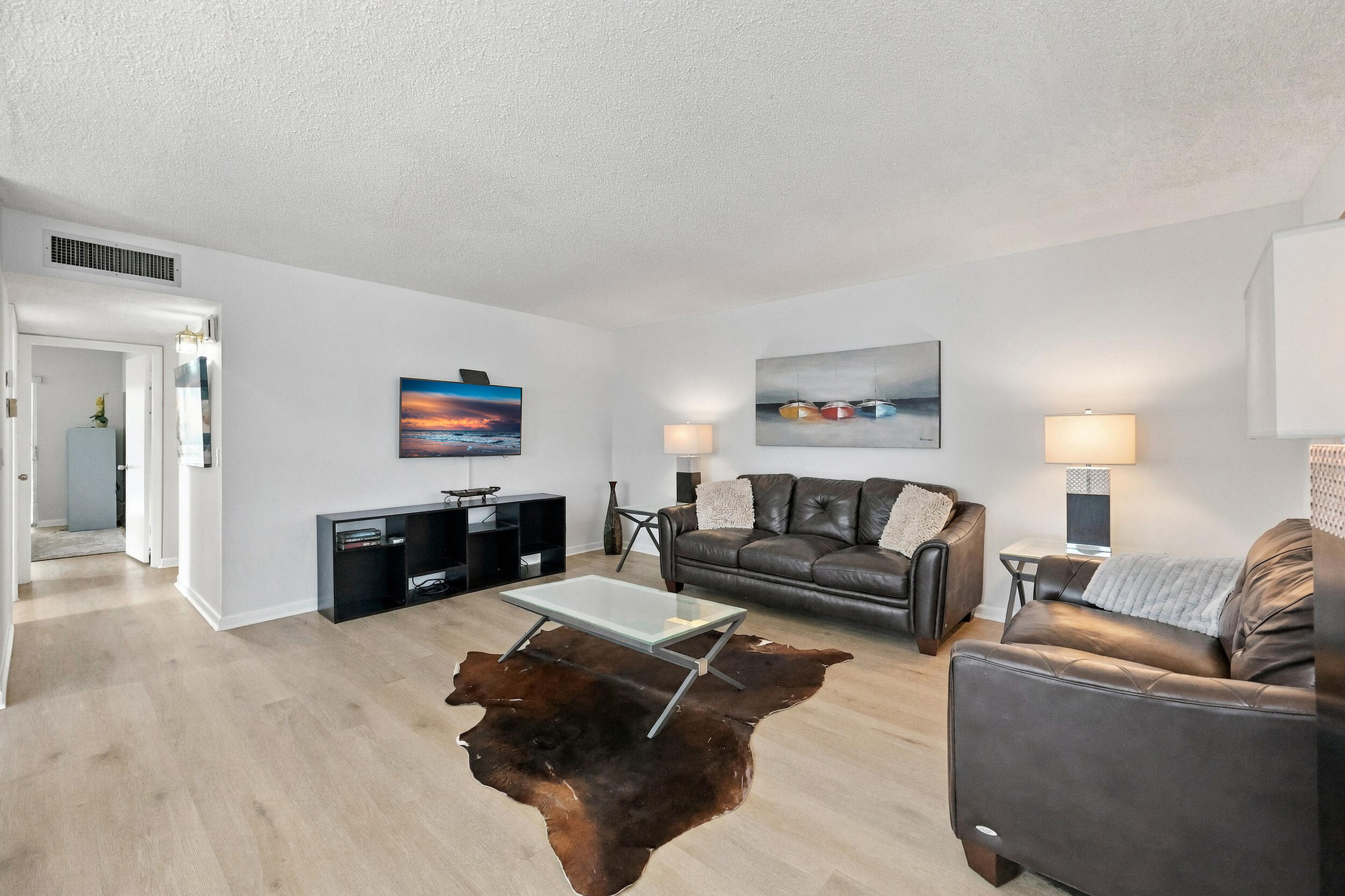74 Normandy B Property Photo 5