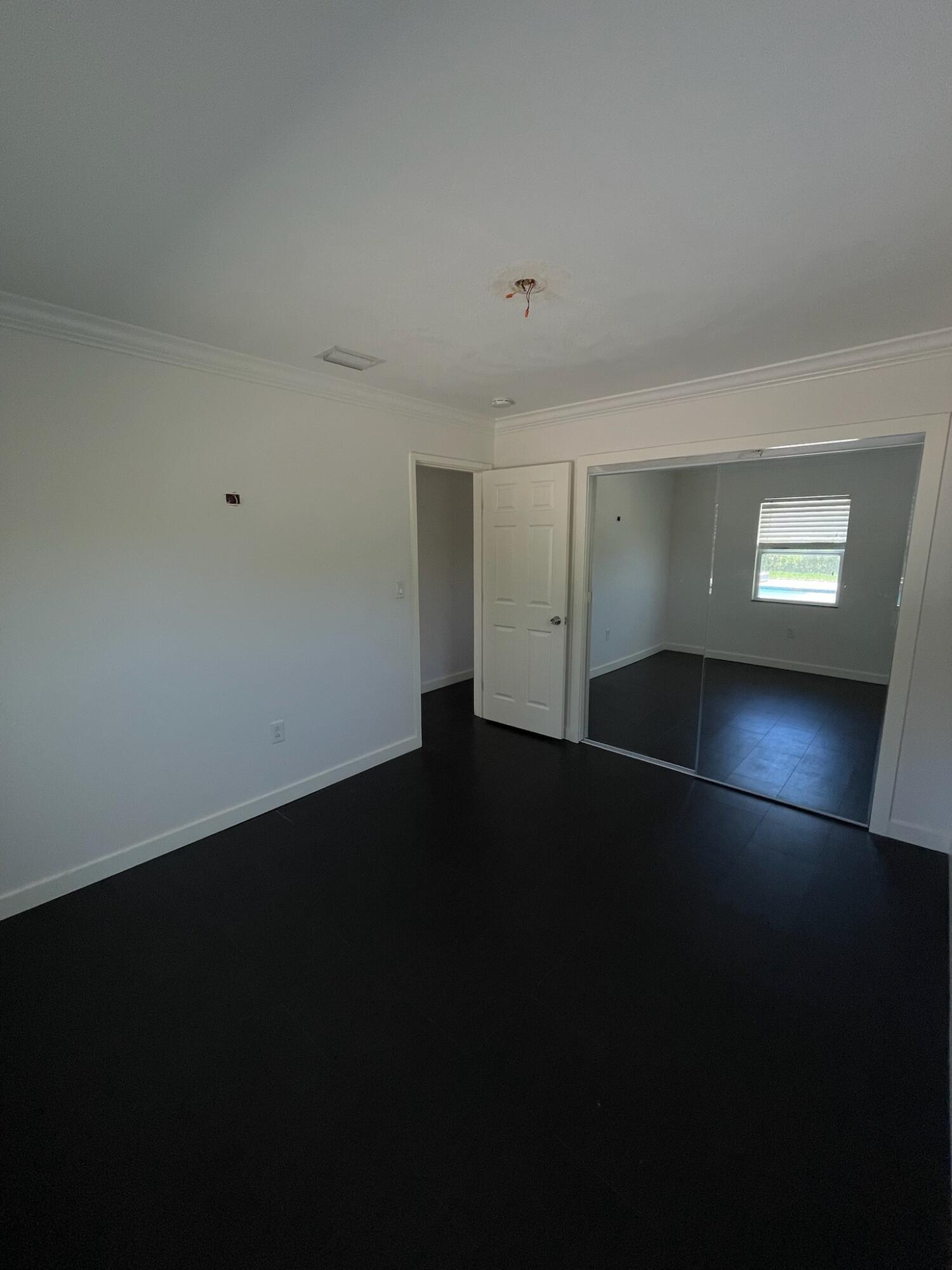1564 Sw 28th Terrace Property Photo 15