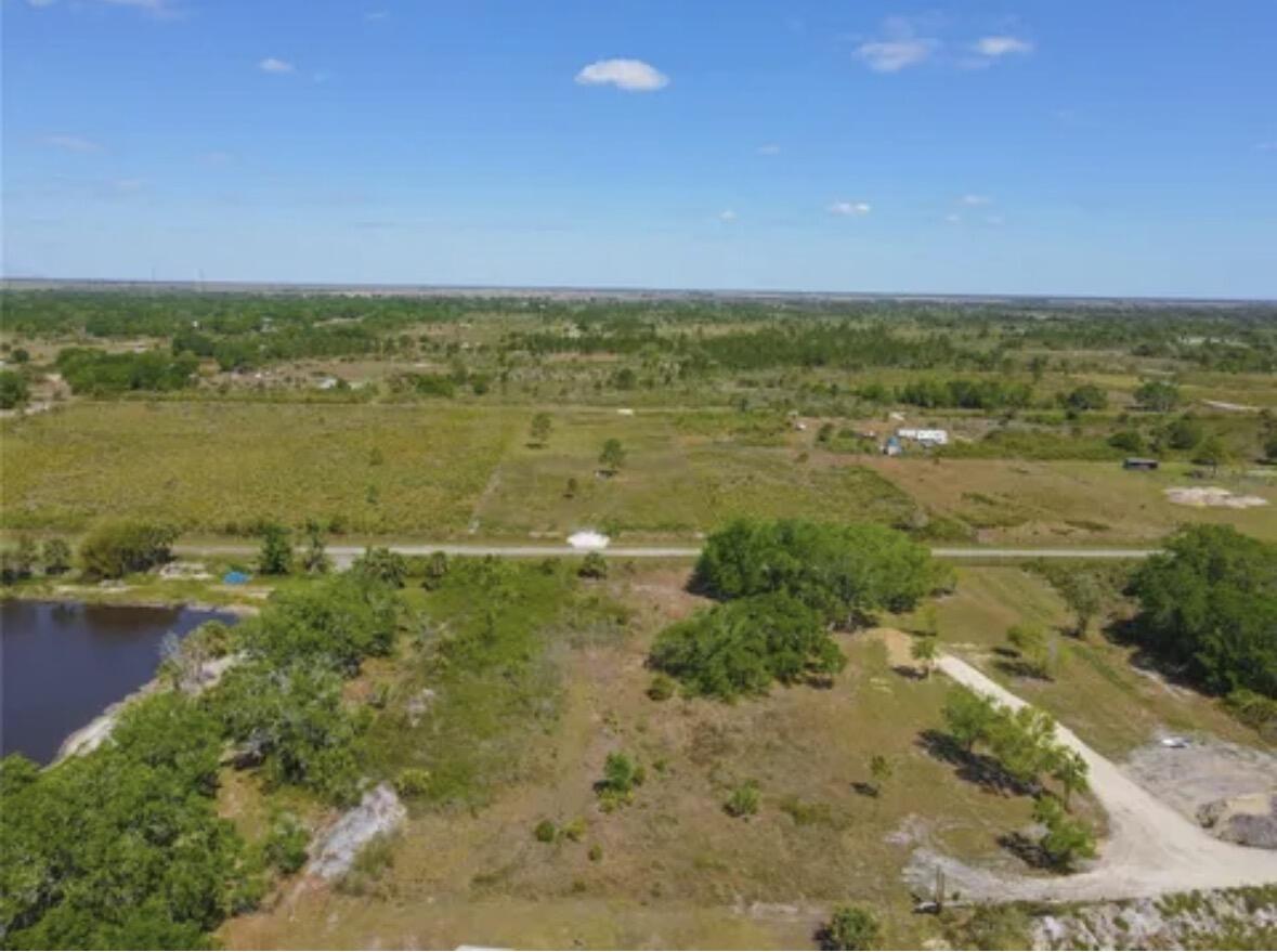 18130 Nw 294th Street Property Photo 7