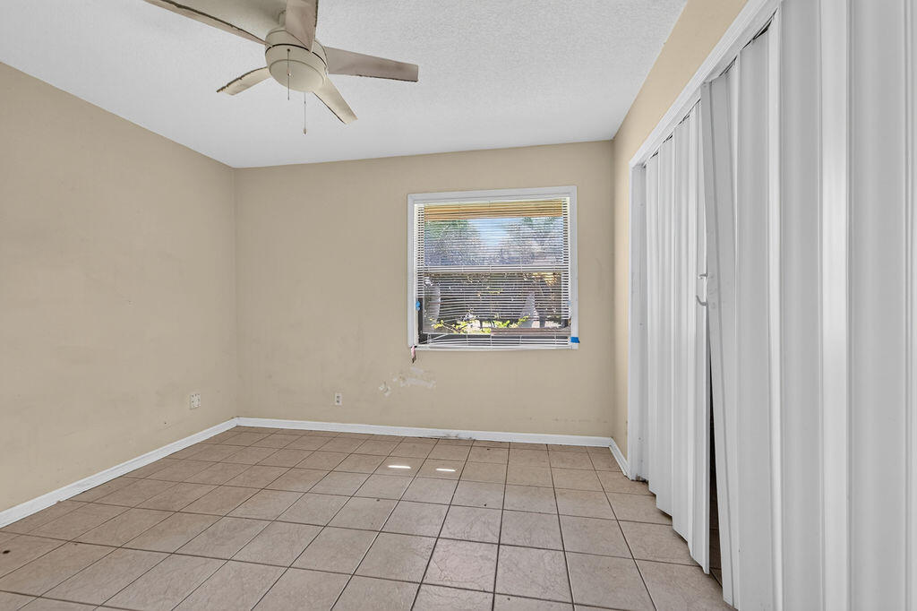 7625 Canal Drive Property Photo 6