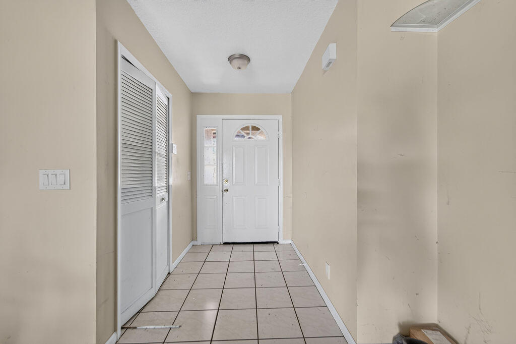 7625 Canal Drive Property Photo 10