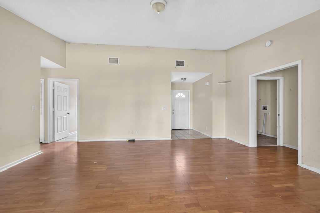 7625 Canal Drive Property Photo 19
