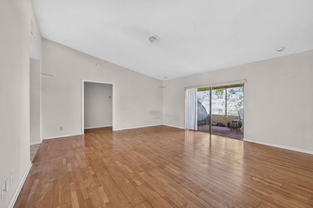 7625 Canal Drive Property Photo 21