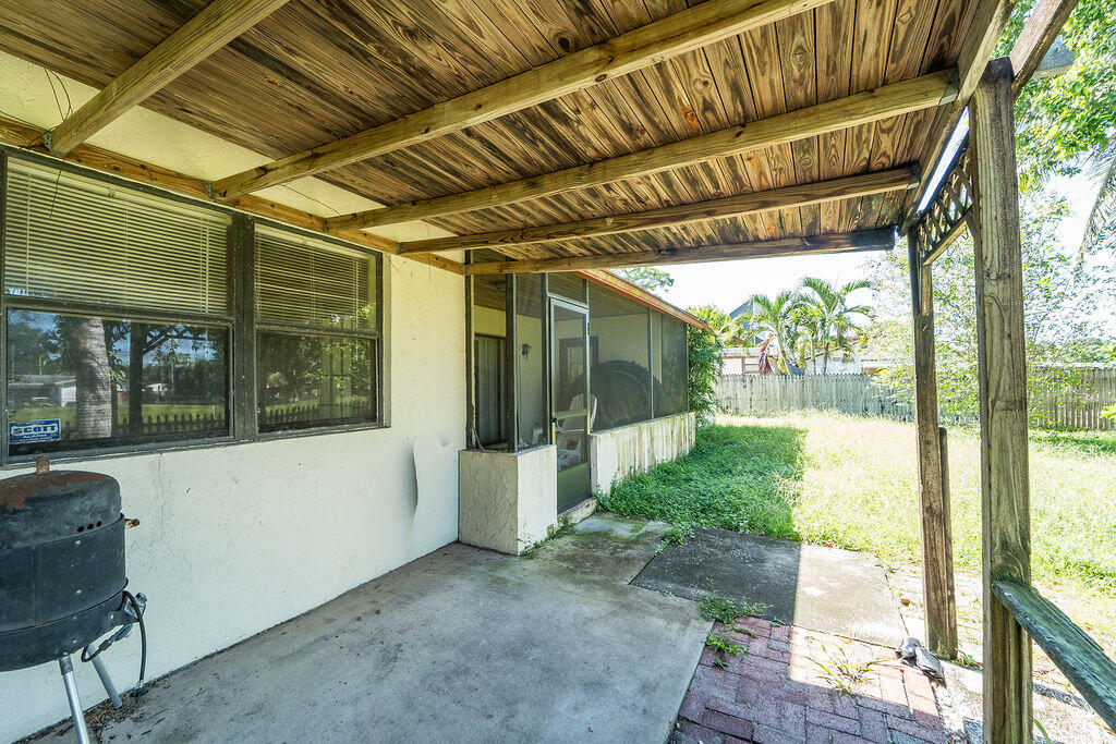 7625 Canal Drive Property Photo 31
