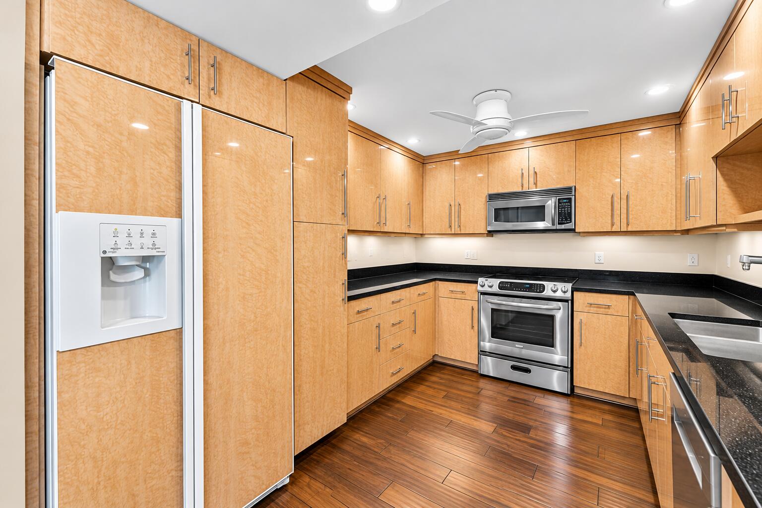 3250 S Ocean Boulevard 306s Property Photo 15