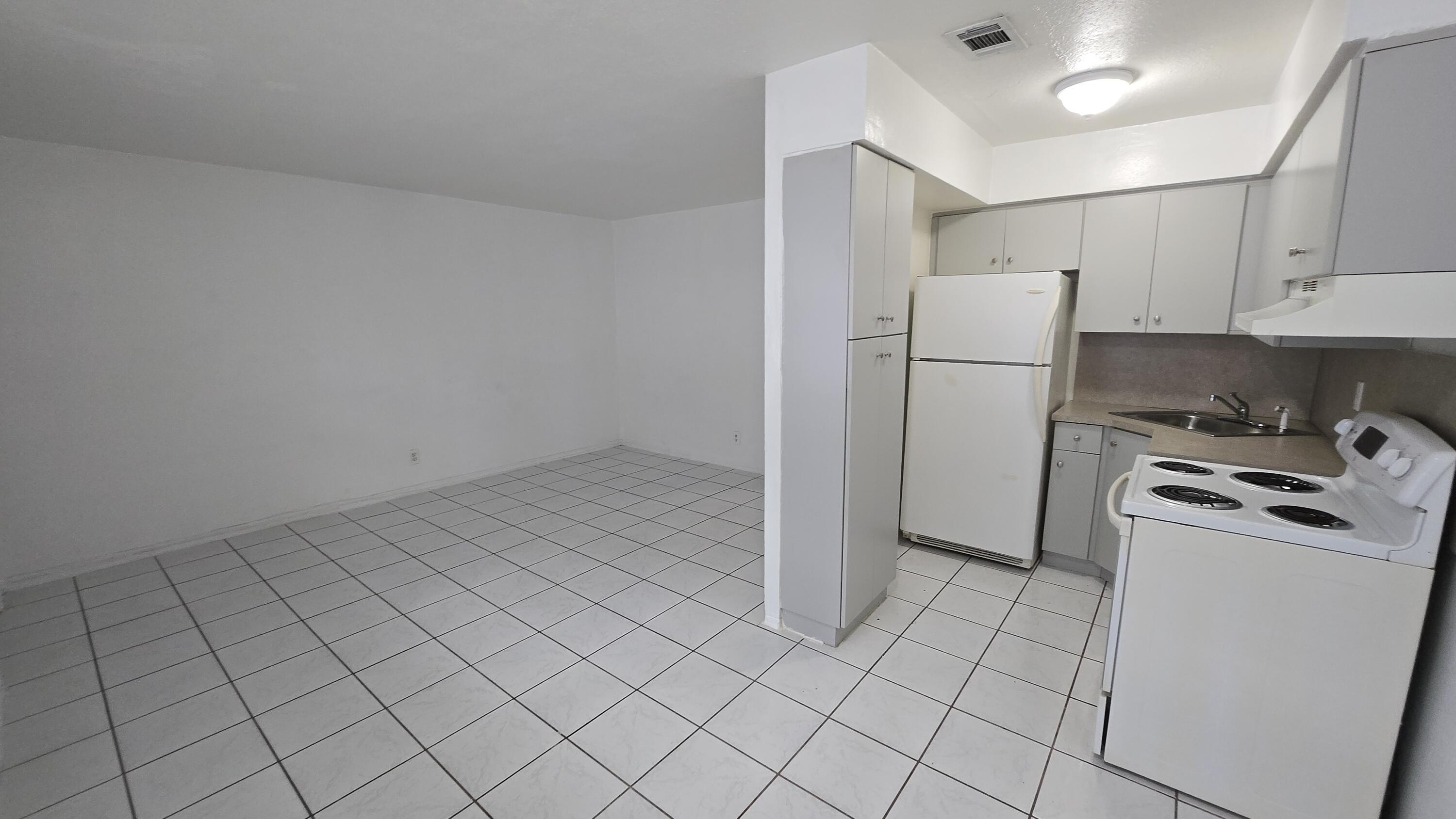 2501 PIERCE Street 15 Property Photo 1