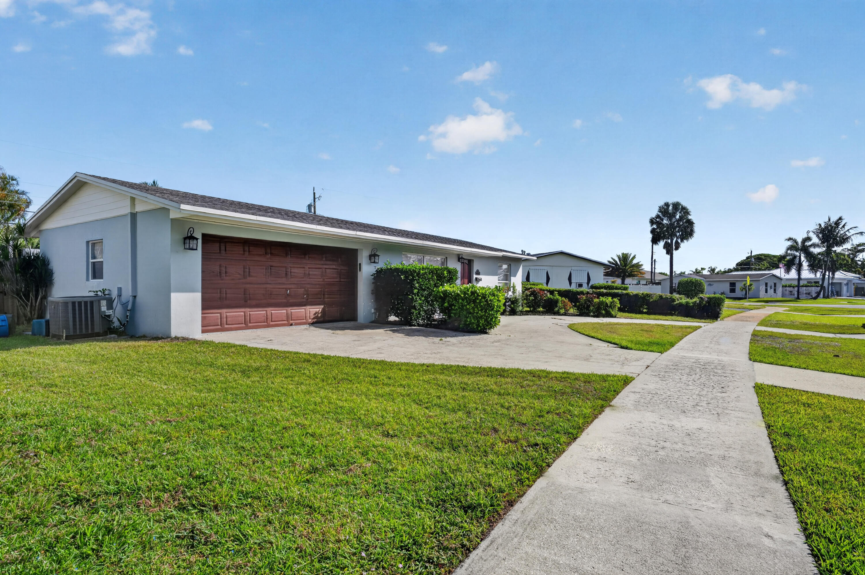 760 Cinnamon Road Property Photo 2