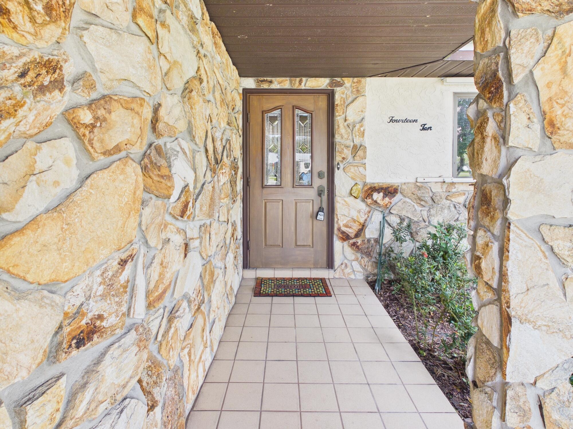 1410 Se 8th Drive Property Photo 3