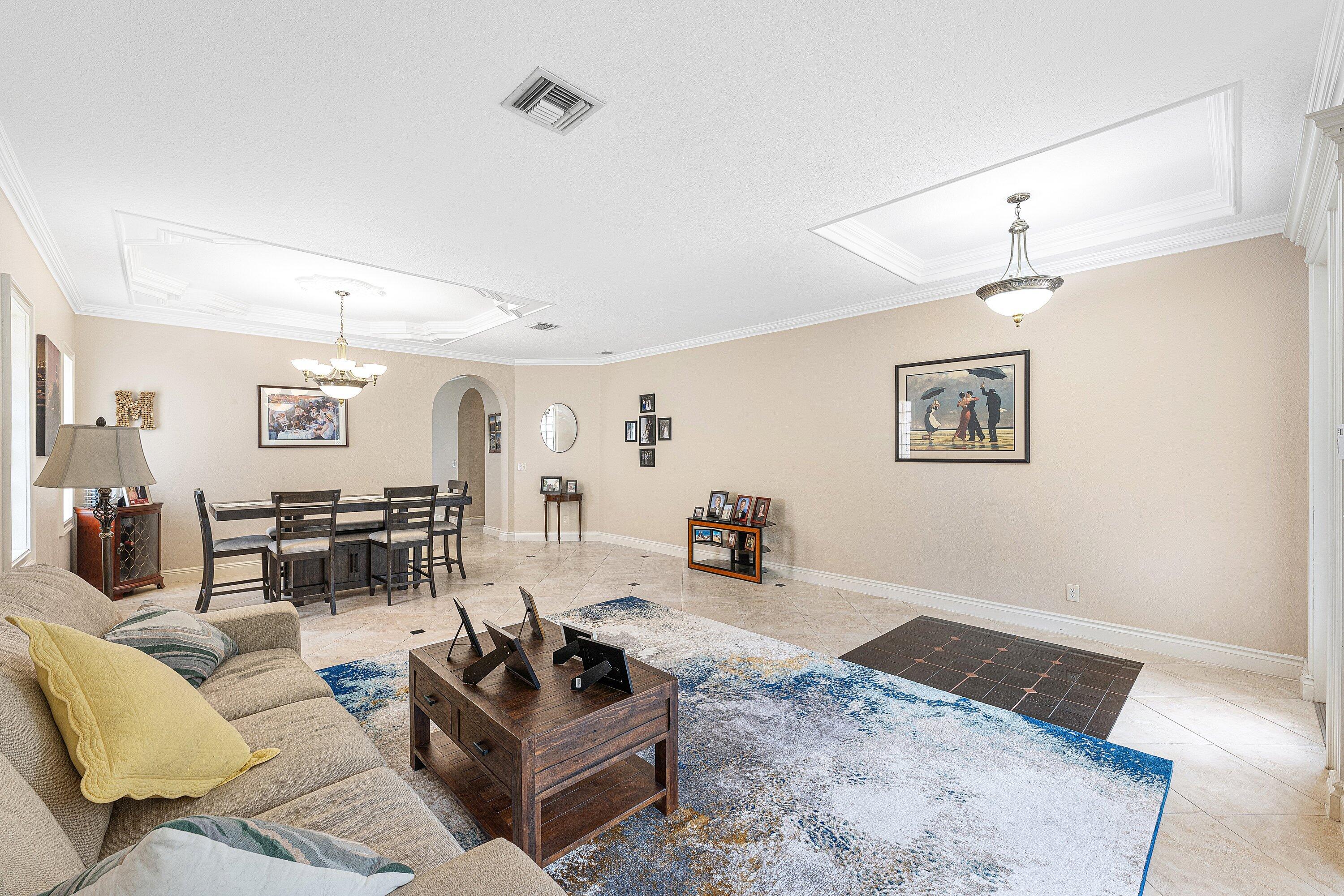310 Venice Boulevard 310 Property Photo 8