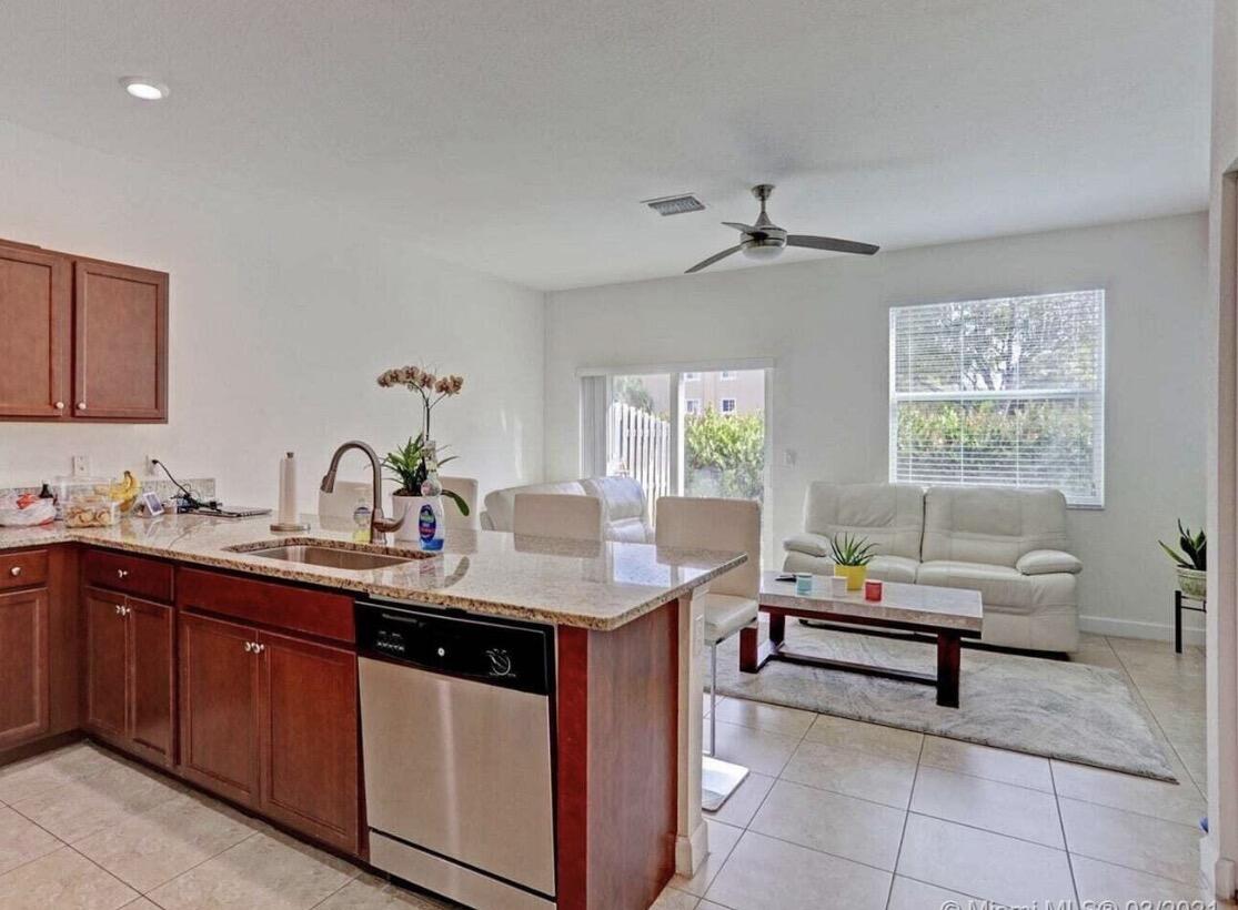 5258 Ashley River Road Property Photo 8
