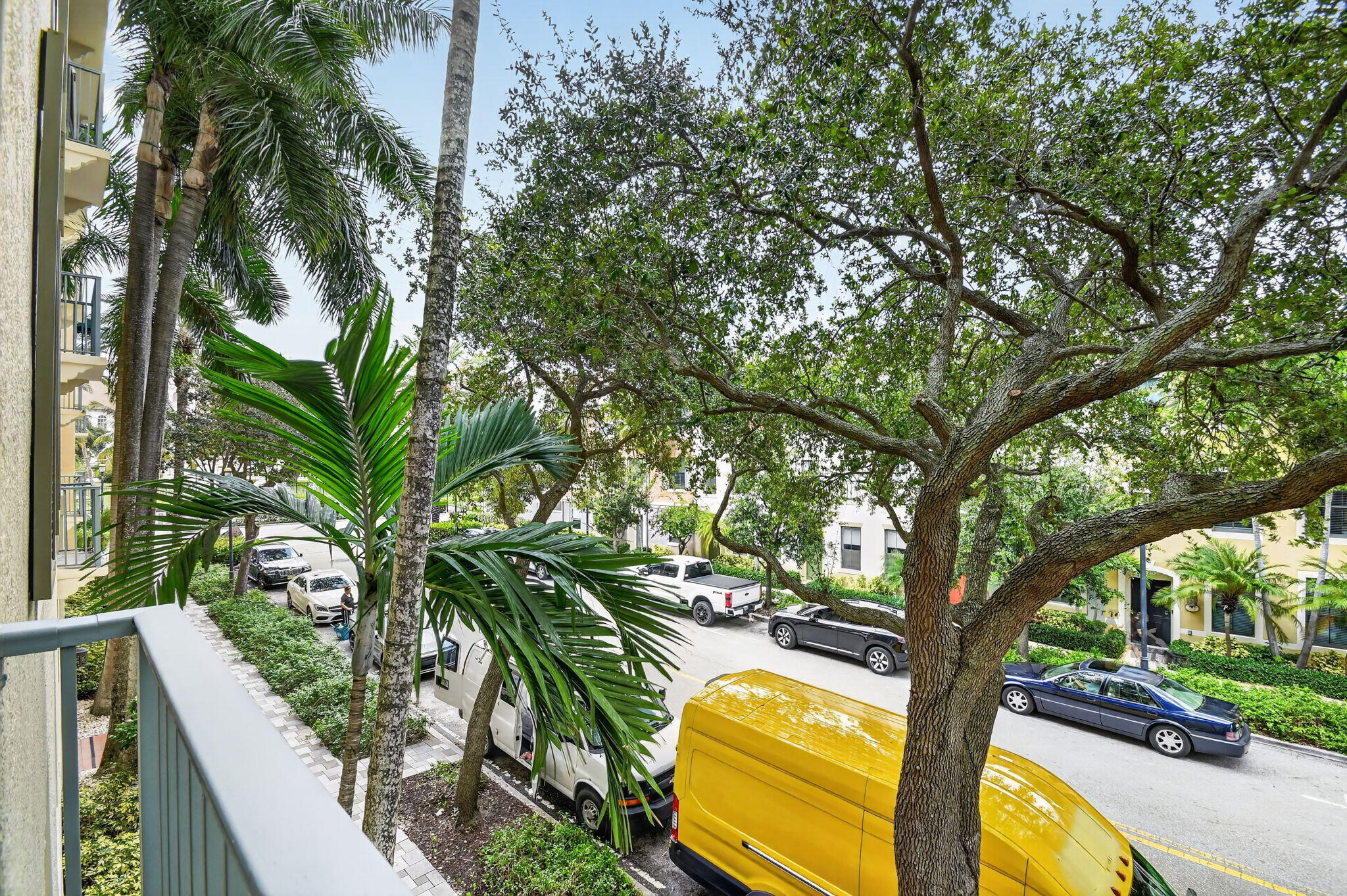 630 S Sapodilla Avenue 223 Property Photo 12