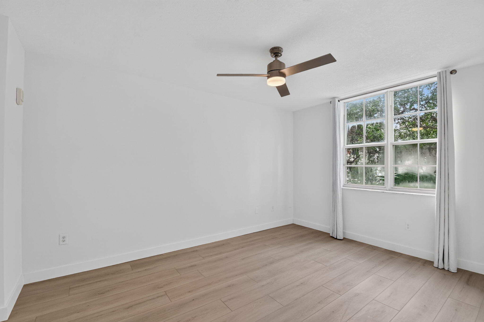 630 S Sapodilla Avenue 223 Property Photo 15
