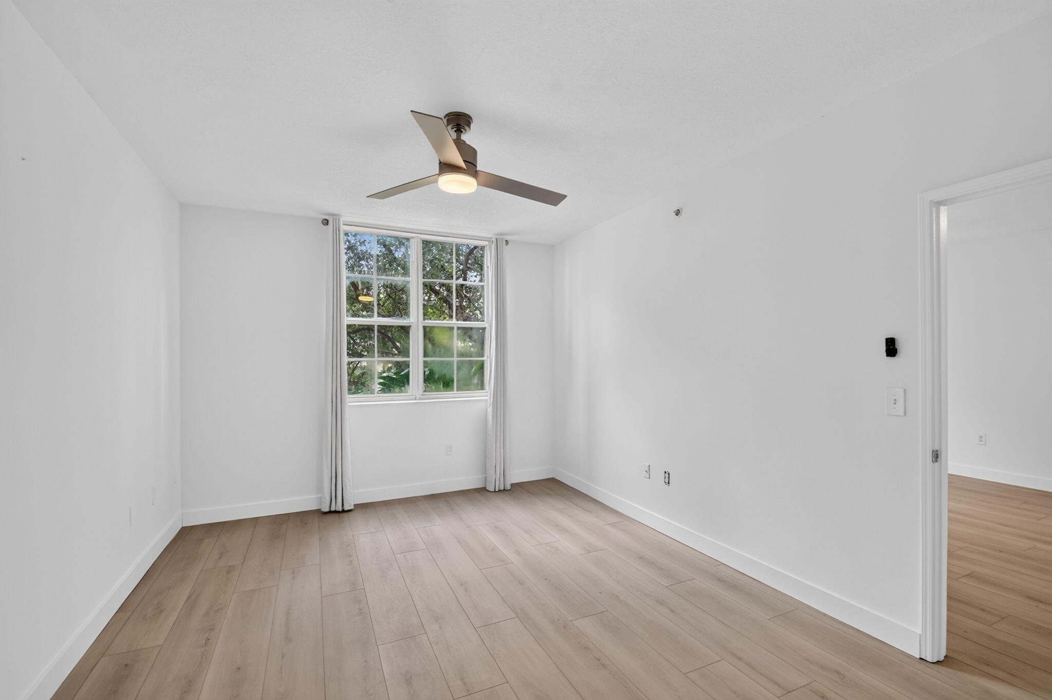 630 S Sapodilla Avenue 223 Property Photo 16
