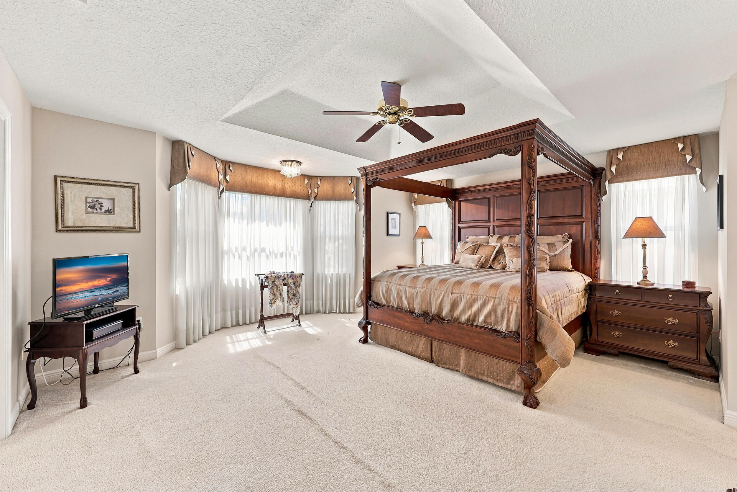 6346 Stonehurst Circle Property Photo 19