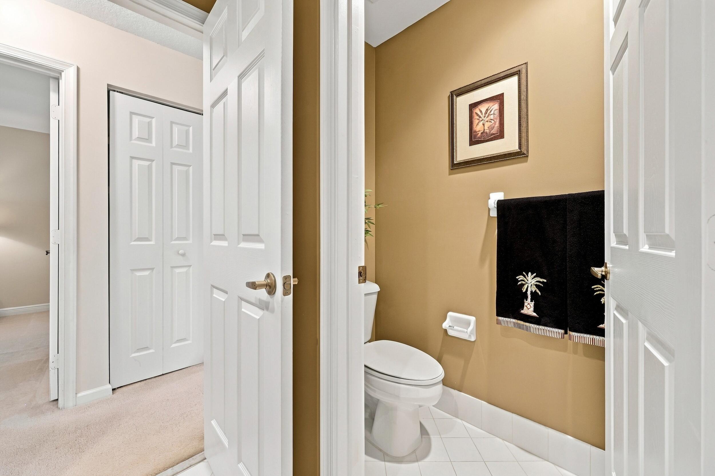 6346 Stonehurst Circle Property Photo 25