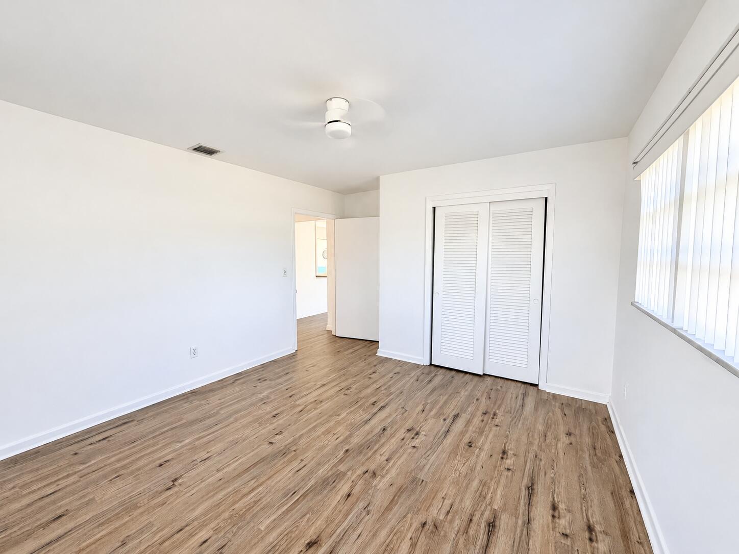 116 Ne Entrada Avenue Property Photo 13