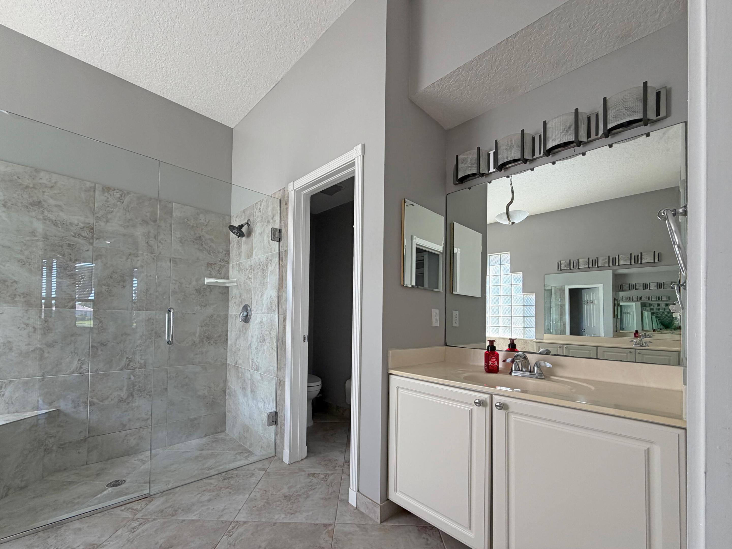7649 Eagle Point Drive Property Photo 15