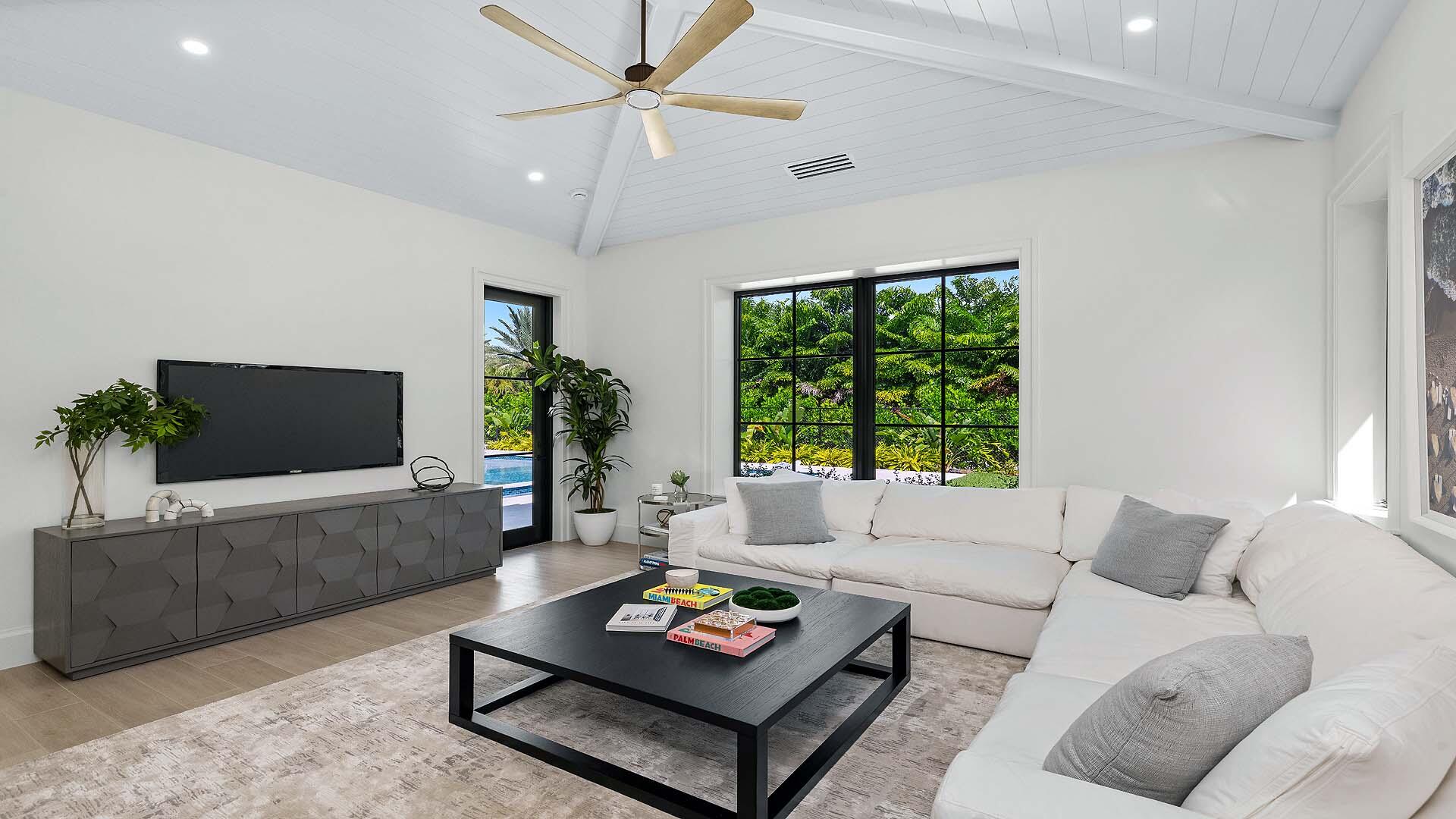 2775 Ave Au Soleil Property Photo 24