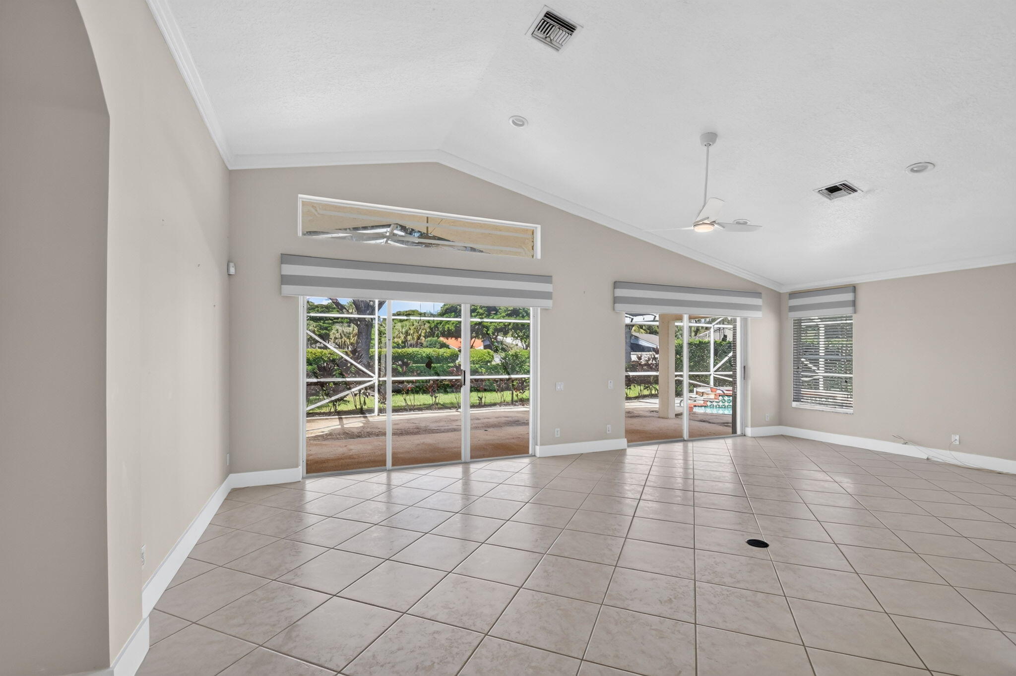 6649 Sherbrook Drive Property Photo 7