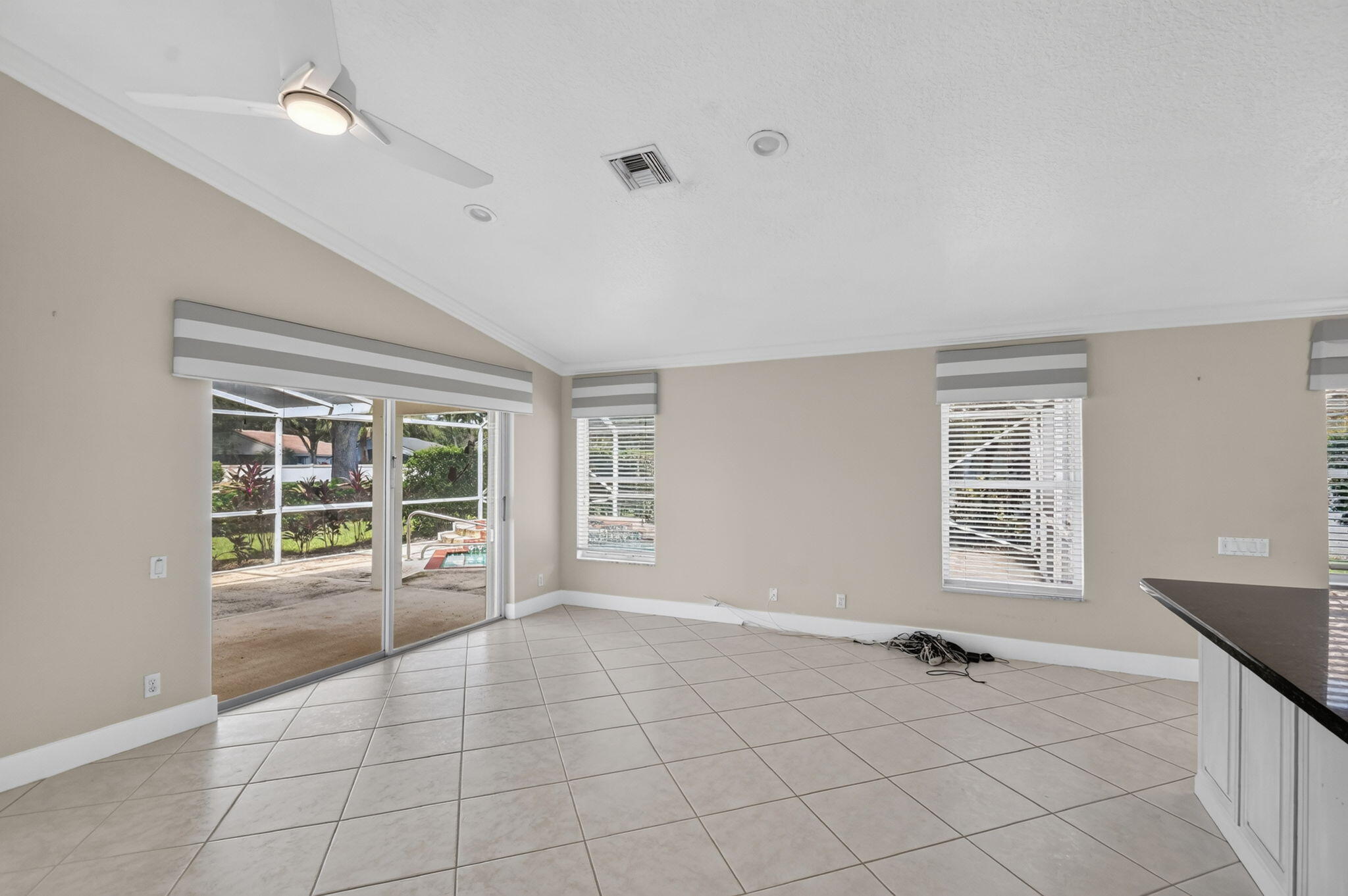 6649 Sherbrook Drive Property Photo 10