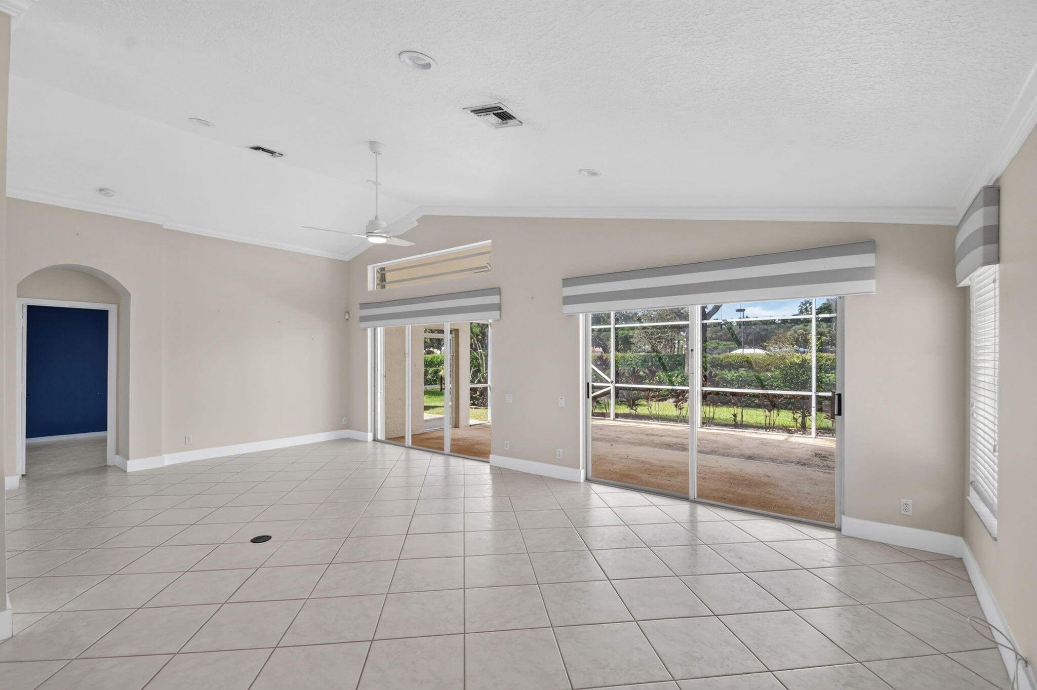 6649 Sherbrook Drive Property Photo 11
