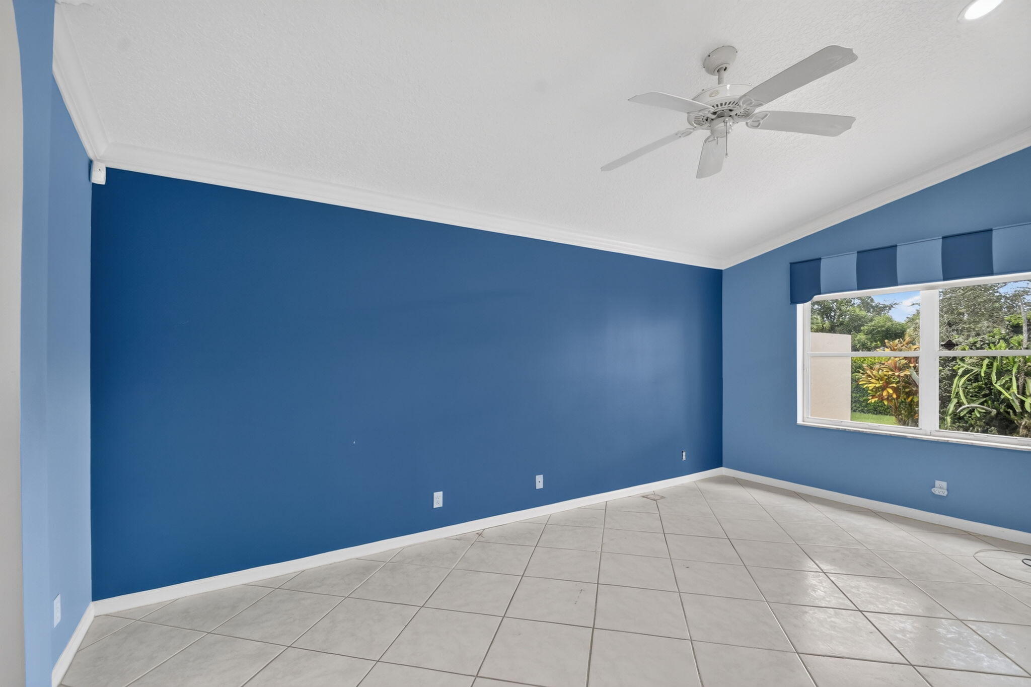 6649 Sherbrook Drive Property Photo 16