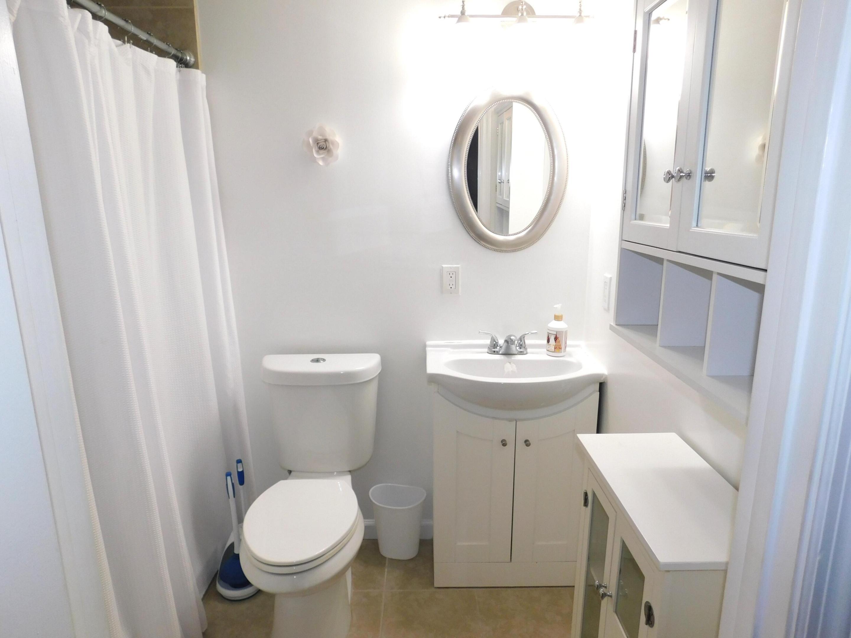 1367 Elmbank Way Property Photo 10