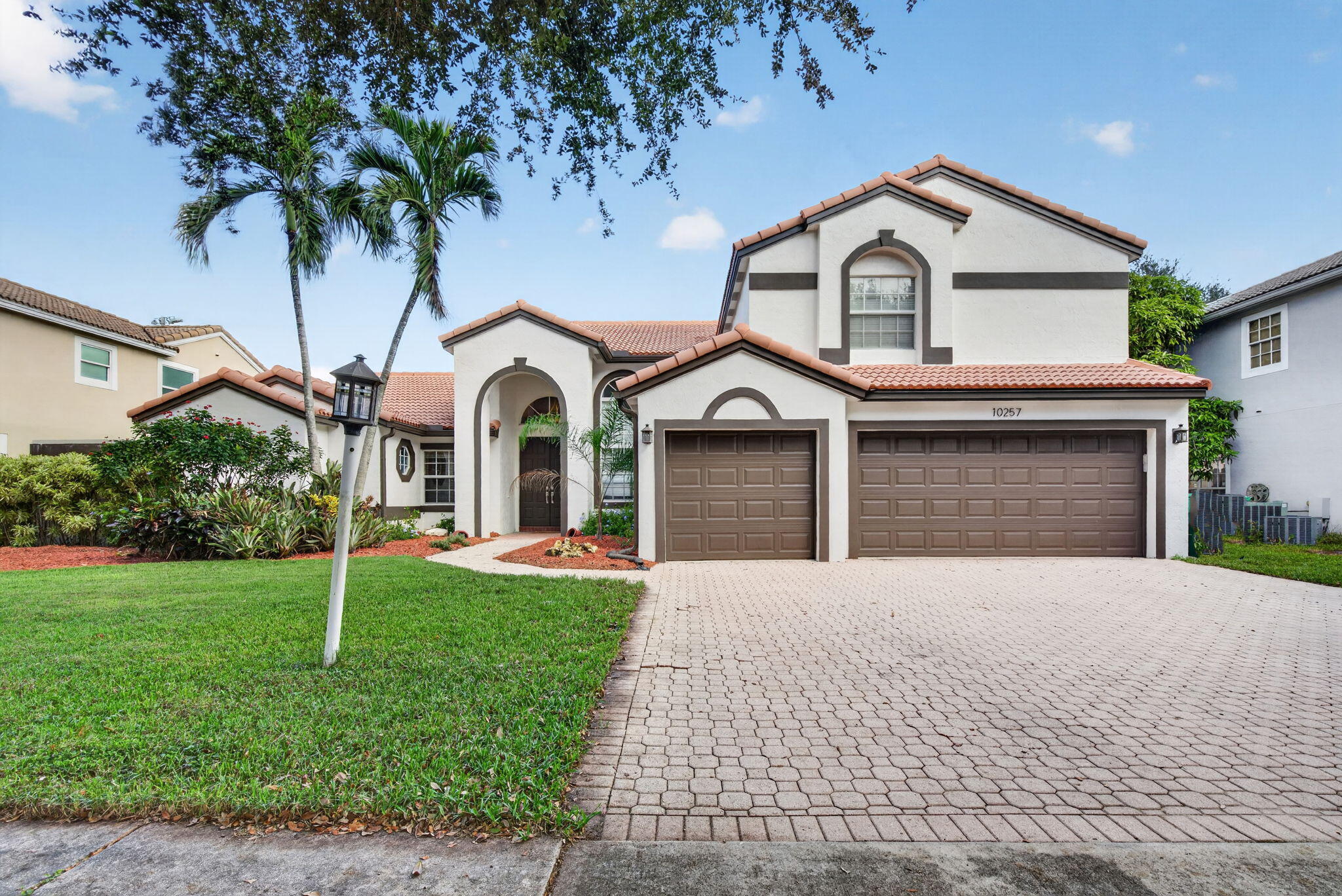 10257 BERMUDA Drive