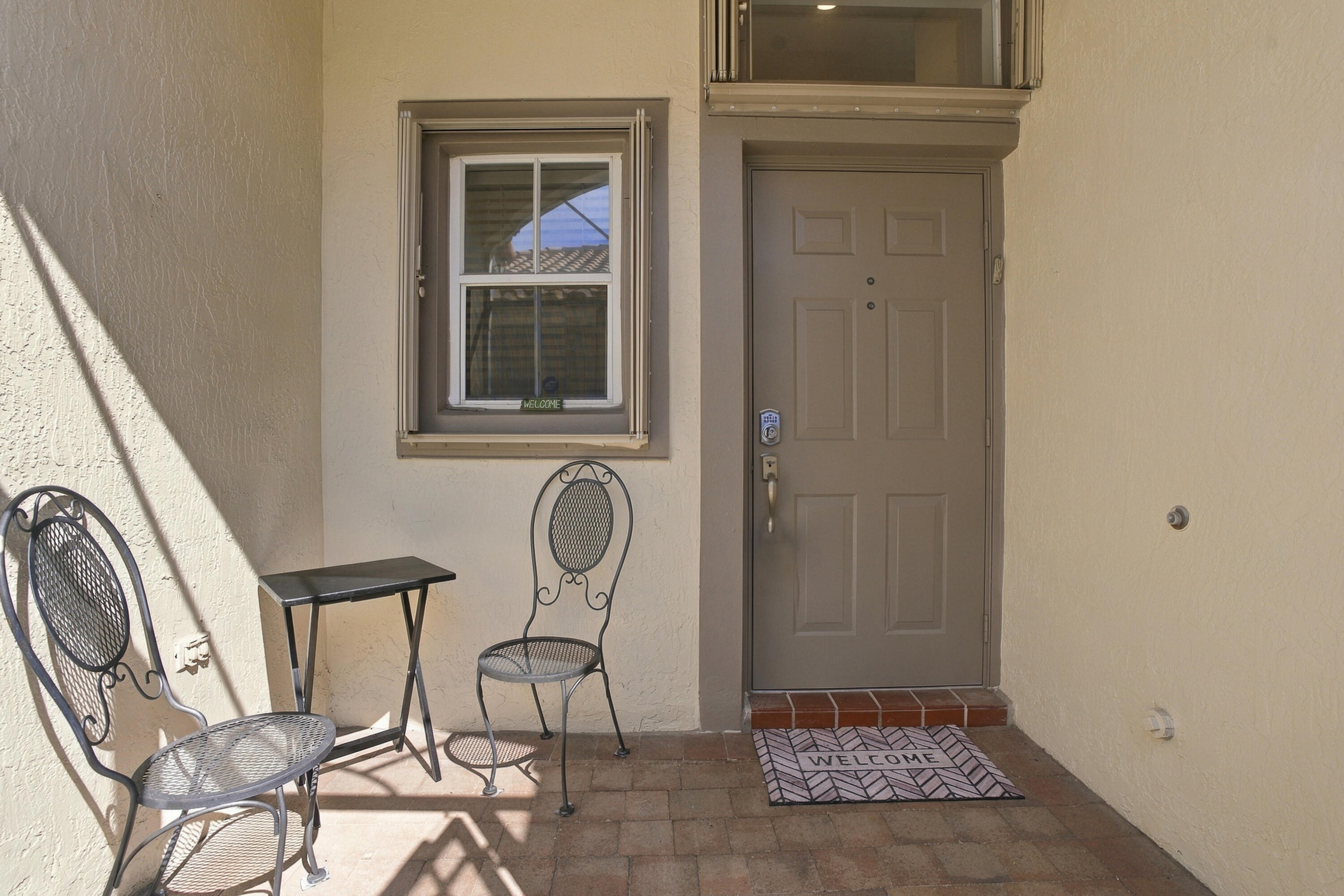 11564 Augustus Drive Property Photo 4