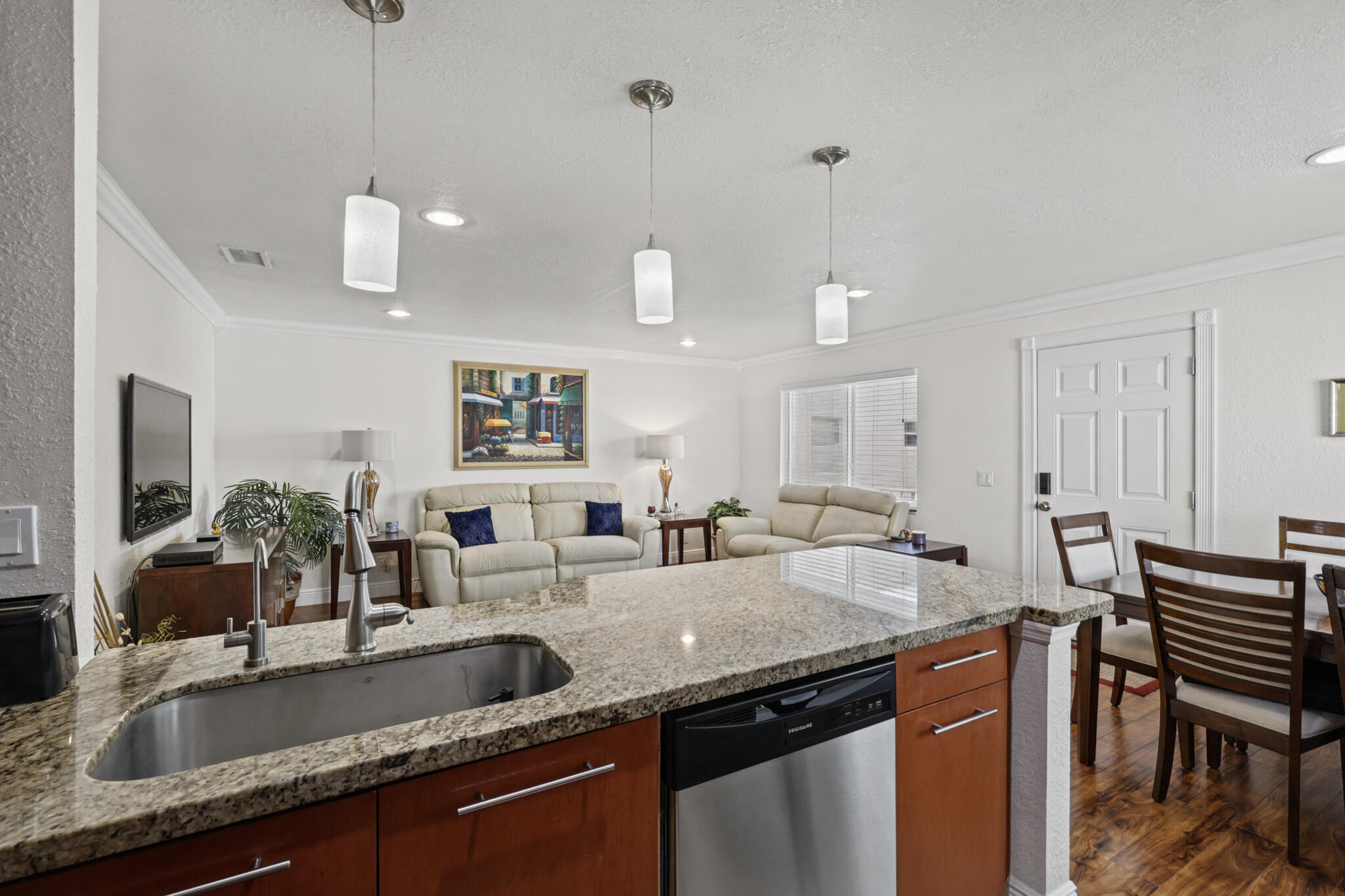379 Capri H Property Photo 6