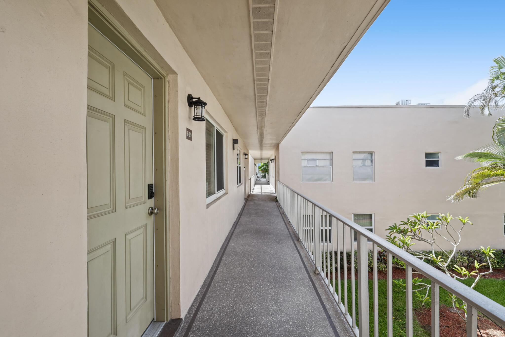 379 Capri H Property Photo 21