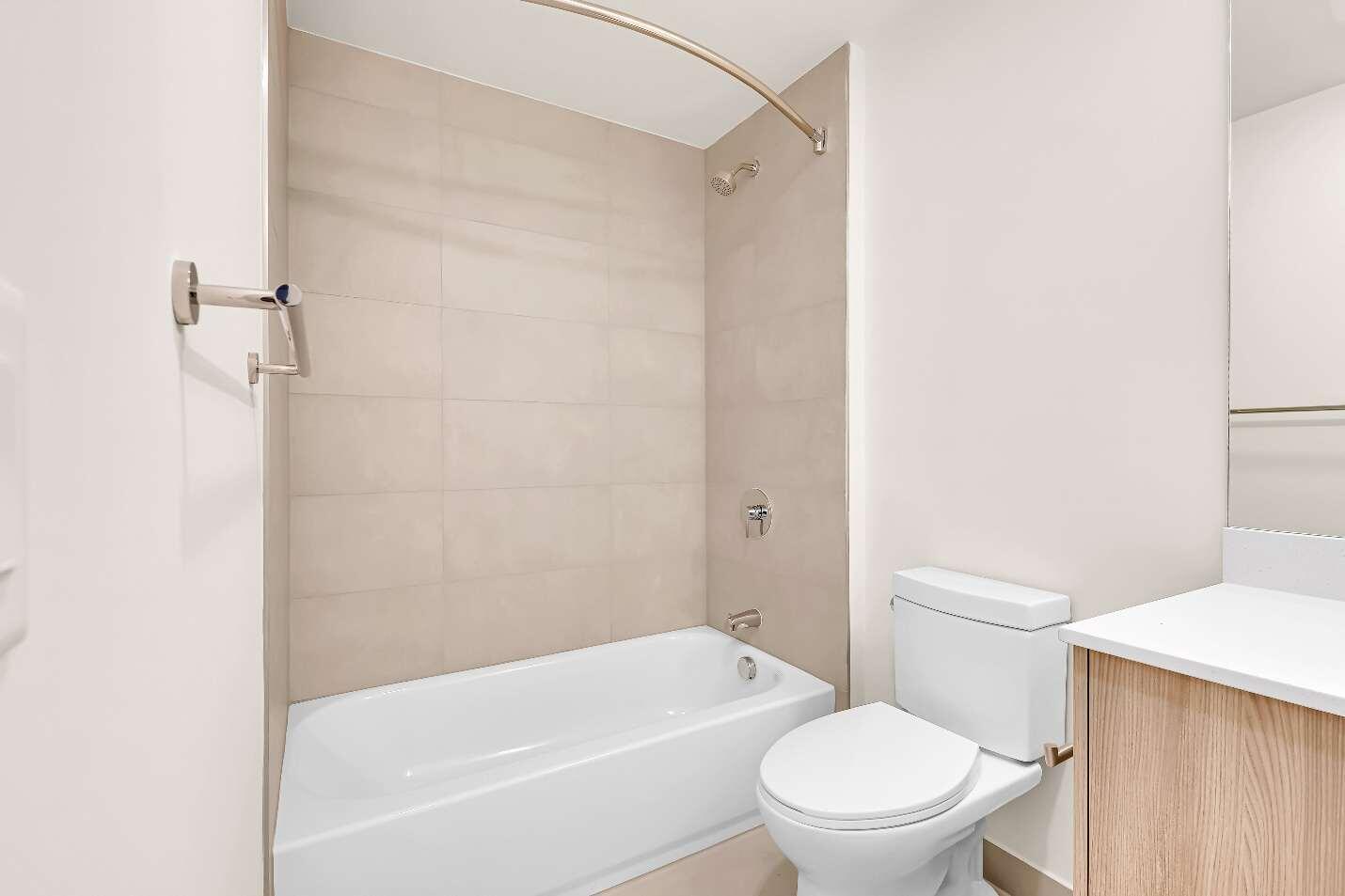4301 Nw 7th Street Studio Property Photo 2