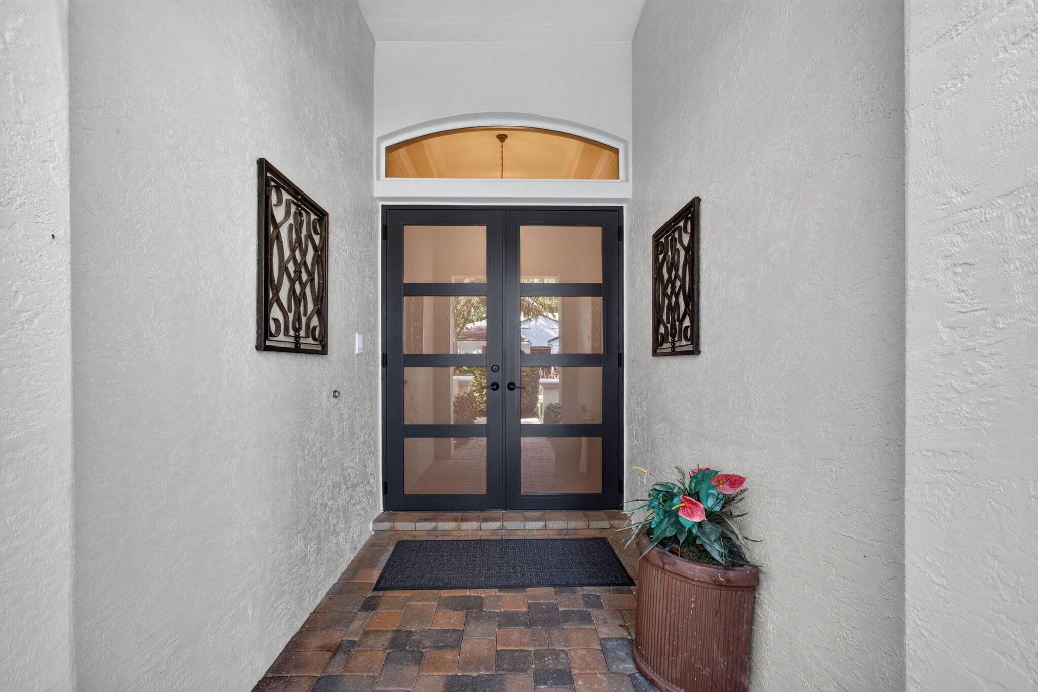 136 Sedona Way Property Photo 9