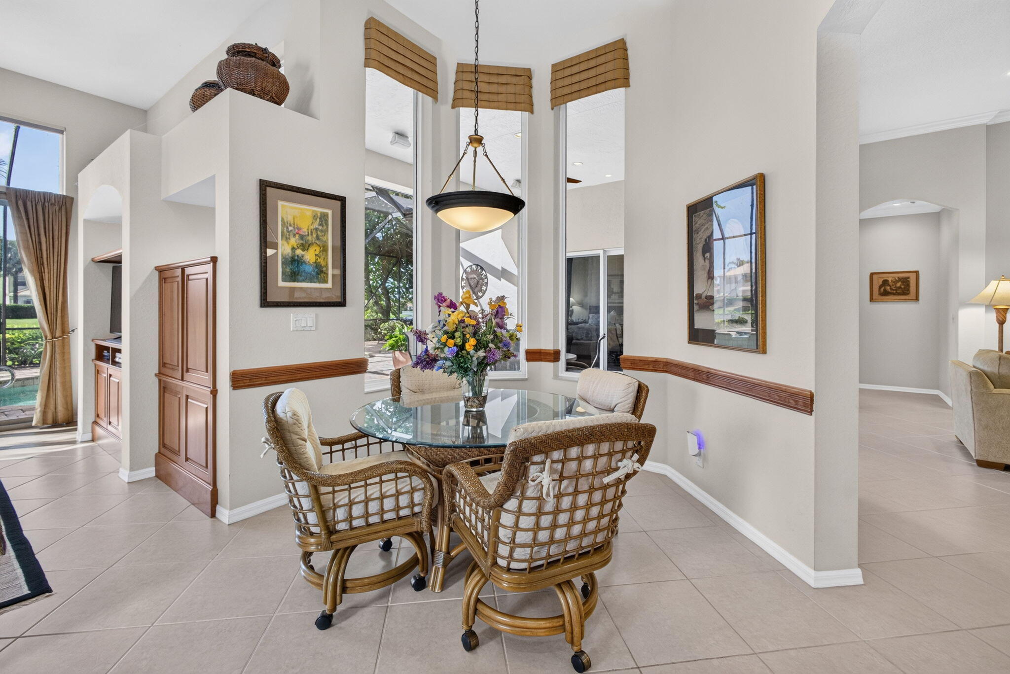 136 Sedona Way Property Photo 17