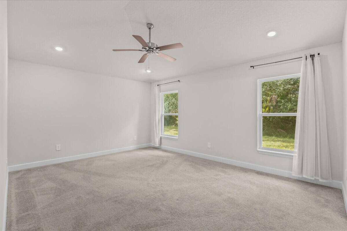 5216 Vespera Street Property Photo 9
