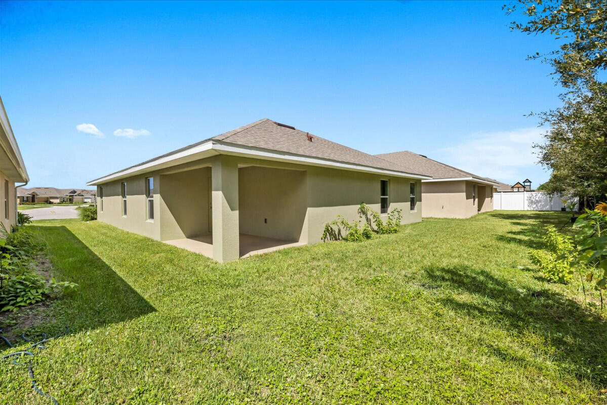 5216 Vespera Street Property Photo 20