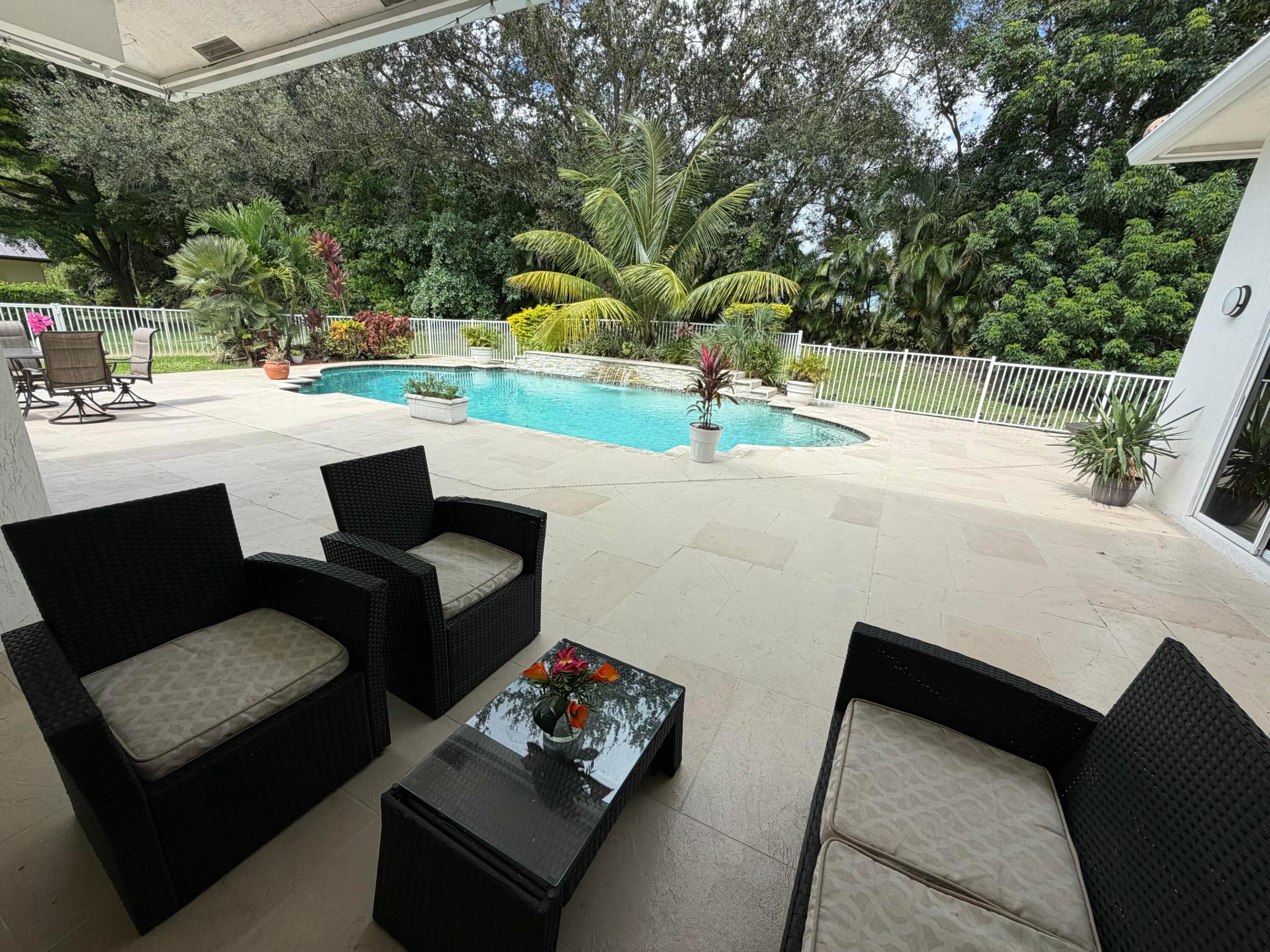 8409 Nw 62nd Place Property Photo 1
