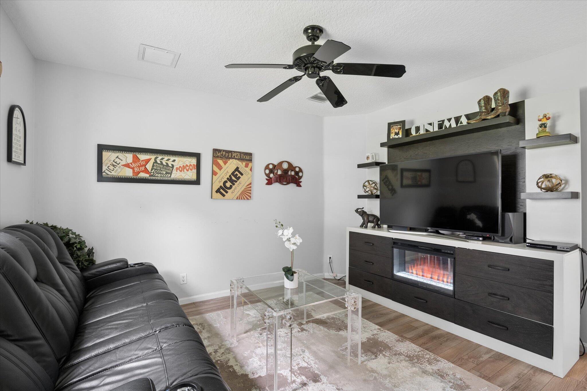 8409 Nw 62nd Place Property Photo 19