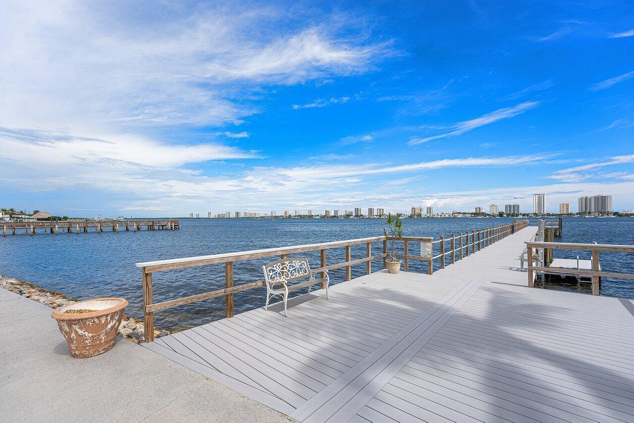 3040 Lake Shore Drive 502 Property Photo 1