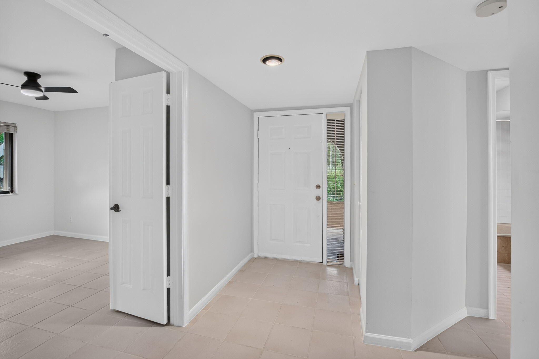 5731 Coach House Circle A Property Photo 15