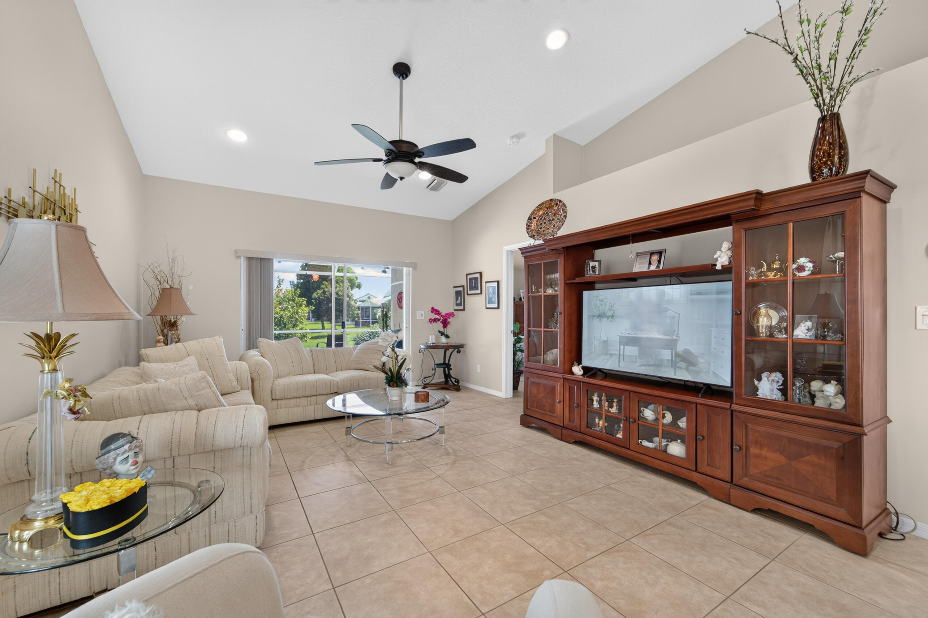 8116 Cormyour Way Property Photo 10