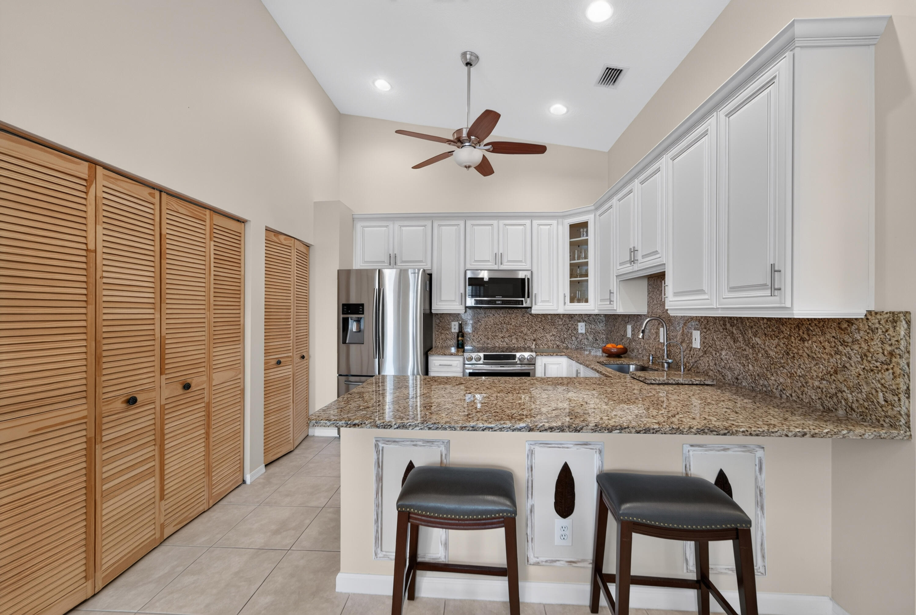 8116 Cormyour Way Property Photo 11