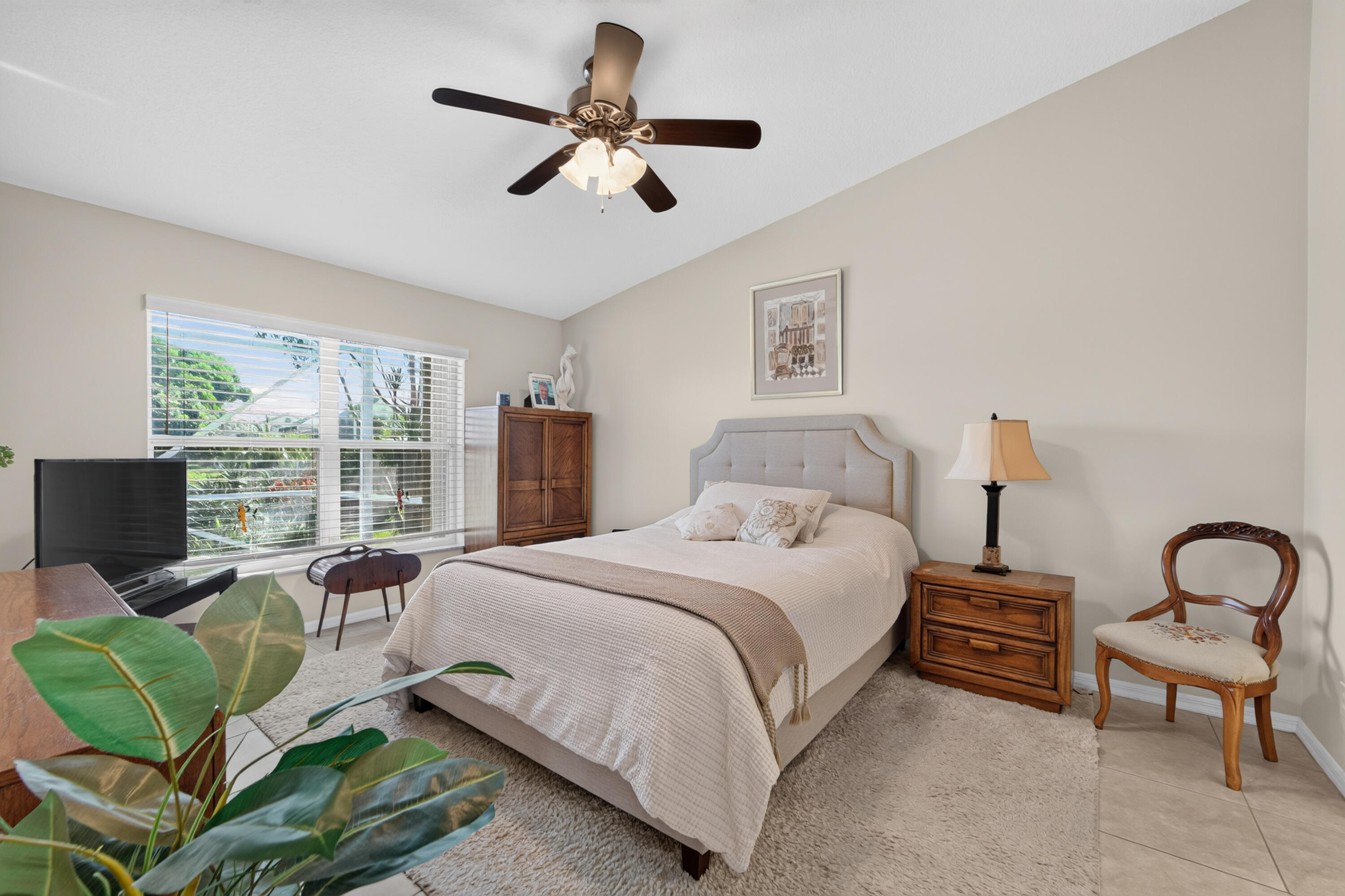 8116 Cormyour Way Property Photo 16